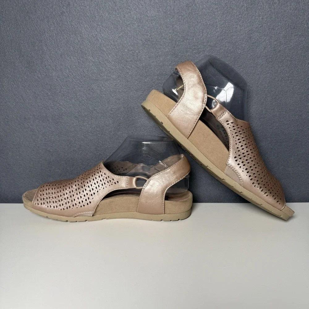 Earth Brand Rose Gold Ankle Strap Leather Sandals Women's Size 8.5M